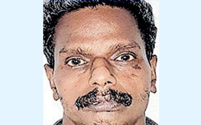 ലോറി ഇടിച്ച് വഴിയിൽ കിടന്ന സ്ത്രീയെ ആശുപത്രിയിലെത്തിച്ചു, പോകുന്നവഴി സ്വർണമാല ഊരിയെടുത്തു; 'രക്ഷാപ്രവർത്തകൻ' അറസ്റ്റിൽ 