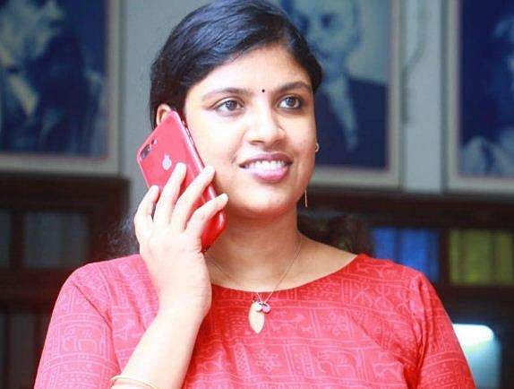 താന്‍ അപേക്ഷ നല്‍കിയിട്ടില്ല; 32 ലക്ഷം ശമ്പള കുടിശ്ശിക കിട്ടിയെന്നത് പച്ചക്കള്ളം; ചിന്ത ജെറോം