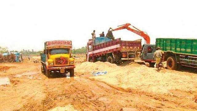കനത്തമഴ: എറണാകുളം ജില്ലയില്‍ ഖനനത്തിന് നിരോധനം 