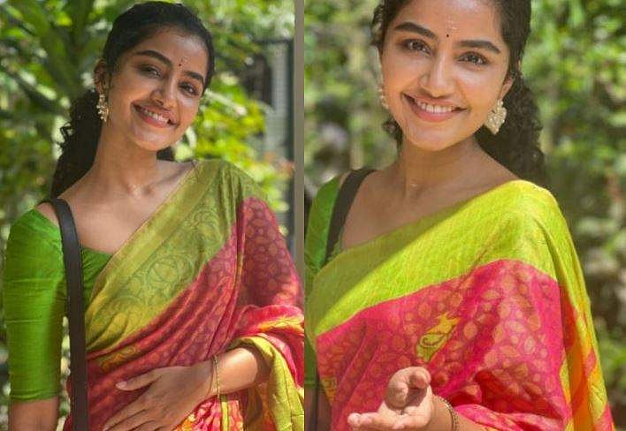 അമ്മയുടെ സാരി, അച്ഛന്റെ ക്ലിക്ക്; ചിത്രങ്ങളുമായി അനുപമ പരമേശ്വരൻ 