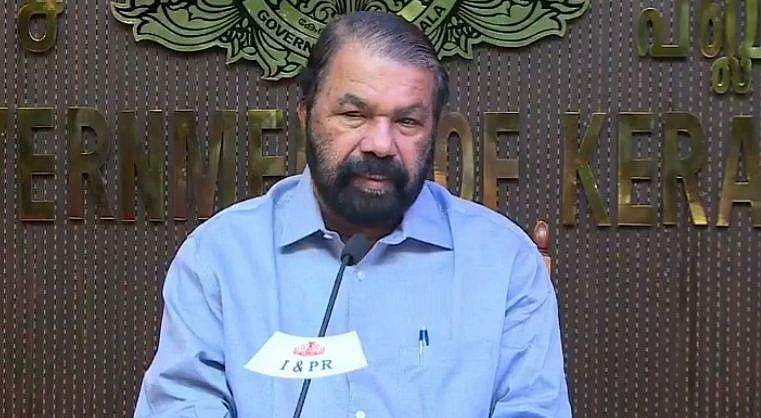സ്‌കൂളുകള്‍ ജൂണ്‍ ഒന്നിന് തുറക്കും; 43 ലക്ഷത്തോളം കുട്ടികള്‍ ക്ലാസ്സുകളിലേക്ക്
