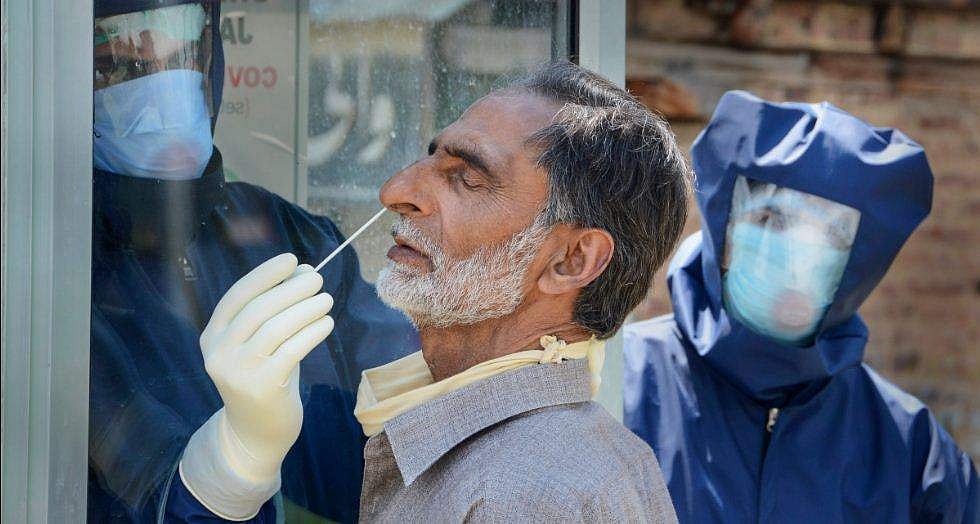 രാജ്യത്ത് കോവിഡ് കേസുകള്‍ കുറയുന്നു, 18 ശതമാനത്തിന്റെ ഇടിവ്; പുതുതായി 2568 പേര്‍ക്ക് വൈറസ് ബാധ