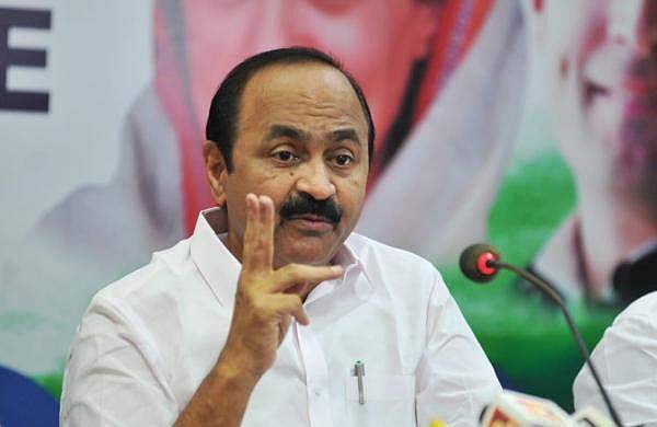 'പ്രത്യേകം ക്ഷണിക്കാന്‍ തൃക്കാക്കരയില്‍ കല്യാണമൊന്നുമല്ലല്ലോ?'; കെ വി തോമസിനെ പരിഹസിച്ച് വി ഡി സതീശന്‍