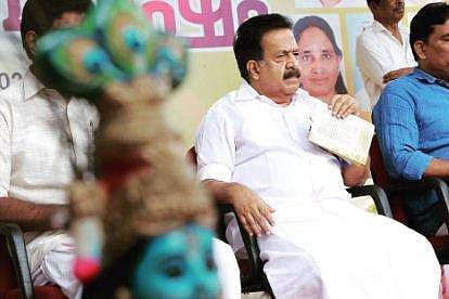 'ഭാരവാഹികളുടെ എണ്ണം ഭരണഘടനയില്‍ നിശ്ചയിക്കണം'; കോണ്‍ഗ്രസില്‍ സമൂല മാറ്റം നിര്‍ദേശിച്ച്‌ ചെന്നിത്തല