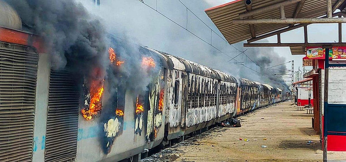 അഗ്നിപഥ് പ്രക്ഷോഭം; കേരളത്തില്‍ നിന്നുള്ള 3 ട്രെയിനുകള്‍ ഇന്ന് റദ്ദാക്കി 