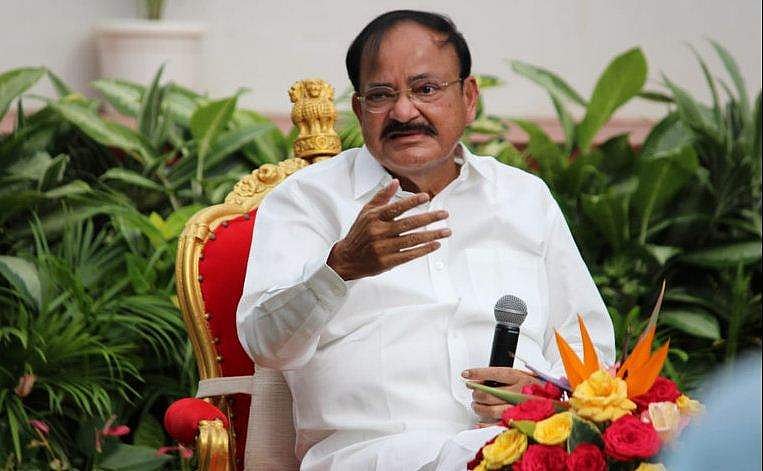 വെങ്കയ്യ നായിഡു ബിജെപിയുടെ രാഷ്ട്രപതി സ്ഥാനാര്‍ത്ഥി?; അമിത്ഷായും നഡ്ഡയും രാജ്‌നാഥും കൂടിക്കാഴ്ച നടത്തി