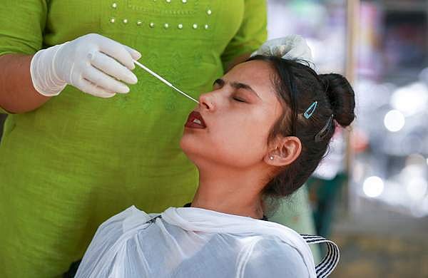 നാലോ അഞ്ചോ ദിവസം നീണ്ടുനില്‍ക്കുന്ന ശ്വാസംമുട്ടല്‍, കടുത്ത ചുമ; ഒമൈക്രോണ്‍ ജെ.എന്‍.1നെ സൂക്ഷിക്കാം