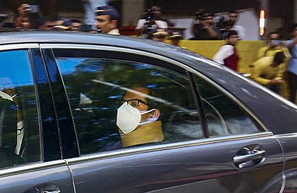 'ശിവസേനാ ബാലാസാഹേബ്'; പുതിയ പാര്‍ട്ടി പ്രഖ്യാപിക്കാന്‍ ഷിന്‍ഡെ, പുറത്താക്കാന്‍ സേന