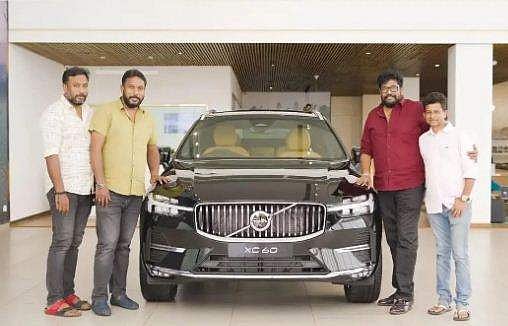 'കടുവ' വമ്പൻ ഹിറ്റ്; മാസ് വാഹനം സ്വന്തമാക്കി ഷാജി കൈലാസ് 
