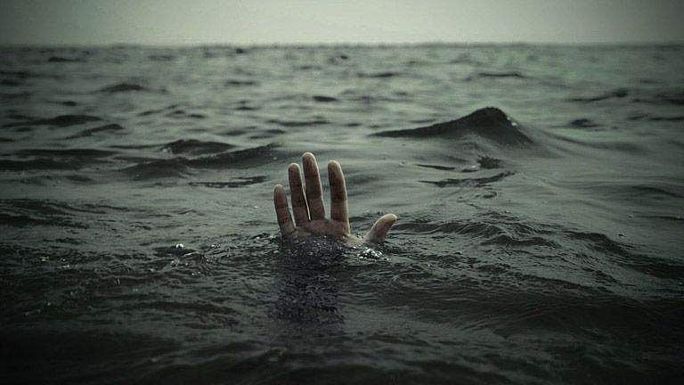 വയനാട്ടില്‍ വിദ്യാര്‍ത്ഥി കുളത്തില്‍ മുങ്ങിമരിച്ചു