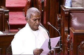 തമിഴില്‍ സത്യവാചകം ചൊല്ലി; ഇളയരാജ എംപിയായി സത്യപ്രതിജ്ഞ ചെയ്തു