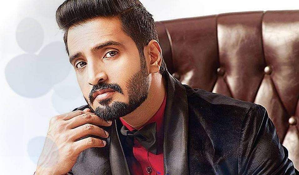 ബിൽഡിങ് കോൺട്രാക്ടറെ ആക്രമിച്ച കേസ്; നടൻ സന്താനം കോടതിയിൽ ഹാജരായി