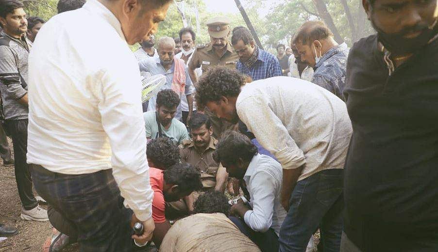 സിനിമ ഷൂട്ടിങ്ങിനിടെ വിശാലിന് വീണ്ടും പരിക്ക്, അപകടം ക്ലൈമാക്സ് ഷൂട്ടിനിടെ; ലാത്തിയുടെ ചിത്രീകരണം നിർത്തി