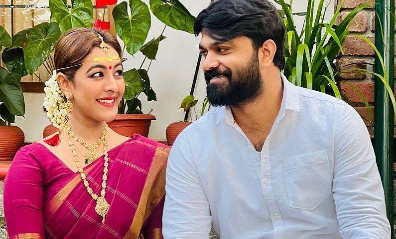 ലിപ്‌ലോക്കിന്റെ പേരിൽ എന്റെ നട്ടെല്ലിന്റെ ബലം ചോദ്യം ചെയ്യുന്നവരോട് പുച്ഛം മാത്രം; പ്രതികരണവുമായി ദുർ​ഗാ കൃഷ്ണയുടെ ഭർത്താവ്