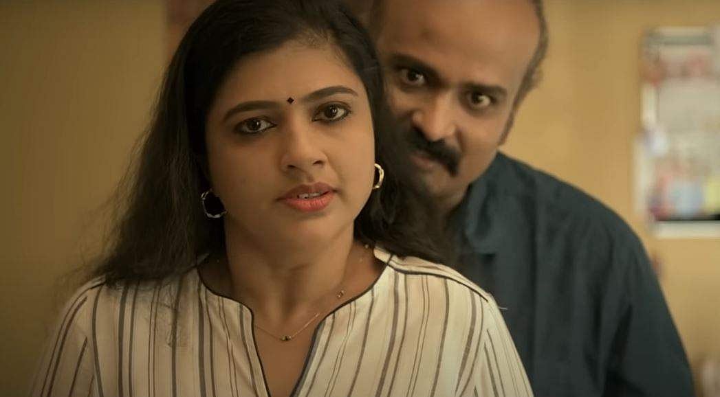 27 ദിവസം പിന്തുടർന്നു, അവസാനം അവളെത്തേടി അയാൾ വീട്ടിലെത്തി; ത്രില്ലടിപ്പിച്ച് 'നിർഭയയും വേതാളവും'
