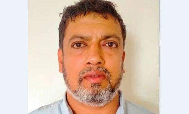 വസ്ത്രത്തിൽ തേച്ചുപിടിപ്പിച്ച നിലയിൽ; കടത്താൻ ശ്രമിച്ചത് ഒന്നരകിലോ സ്വർണം; പിടിയിൽ
