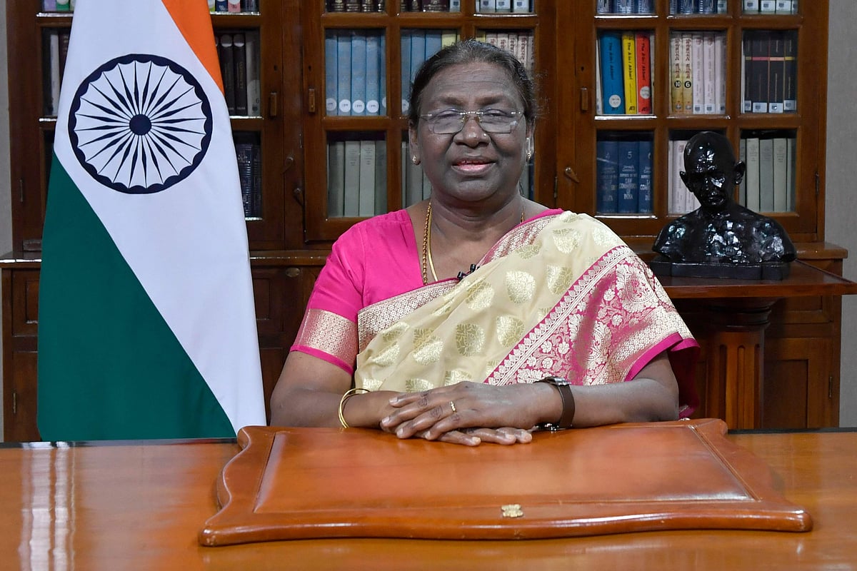 'അയല്‍വാസി ഞെട്ടണം'; ദ്രൗപദി മുര്‍മുവിന്റെ മകളുടെ പേരില്‍ വ്യാജ ട്വിറ്റര്‍ അക്കൗണ്ട്; സോഫ്റ്റ് വെയര്‍ എന്‍ജിനിയര്‍ പിടിയില്‍
