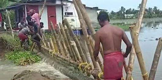 കുട്ടനാട്ടിൽ വീണ്ടും മട വീഴ്ച; വീട് തകർന്നു