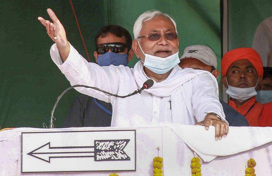 'എന്‍ഡിഎ ബന്ധം അവസാനിച്ചു'; ബിഹാര്‍ മുഖ്യമന്ത്രി നിതീഷ് കുമാര്‍ രാജിവച്ചു