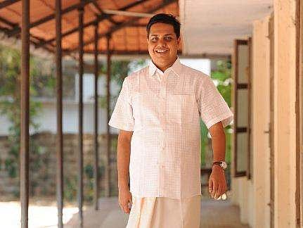 'പ്രായത്തെ കടന്നുനില്‍ക്കുന്ന പക്വതയും പരിജ്ഞാനവും ഉള്ള ആള്‍'; ഷംസീര്‍ പുതിയ സ്പീക്കര്‍