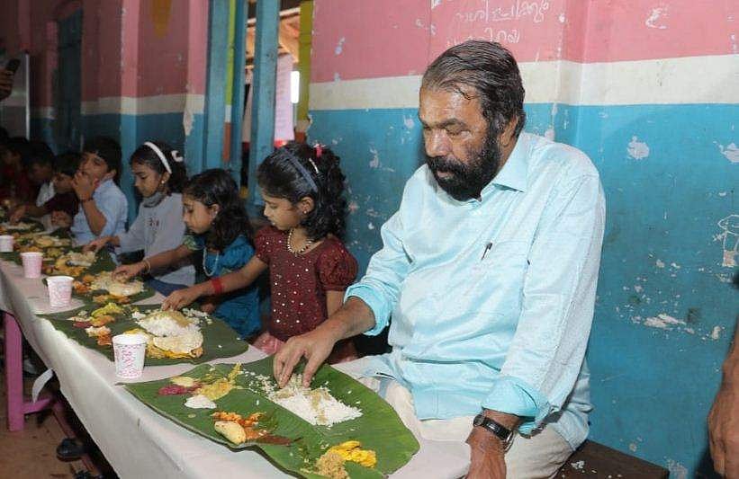 ഇത് ഏത് കുട്ടിയാ ടീച്ചറെ; മറുപടി 'ശിവന്‍കുട്ടി'