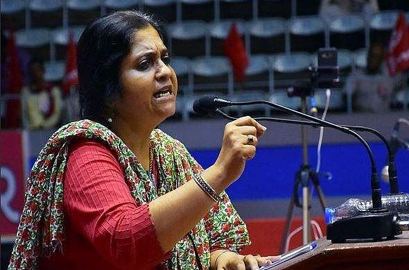 'അവർ ഒരു സ്ത്രീയാണ്, ജയിലിലടച്ച് രണ്ട് മാസം കഴിഞ്ഞിട്ടും കുറ്റപത്രം പോലും ഇല്ല'- ​ടീസ്റ്റ കേസിൽ ​രൂക്ഷ വിമർശനവുമായി സുപ്രീം കോടതി