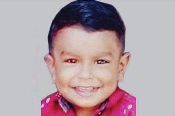 വീട്ടിൽ മാലിന്യം കത്തിക്കുന്നതിനിടെ പൊള്ളലേറ്റു; മൂന്നുവയസ്സുകാരൻ മരിച്ചു 