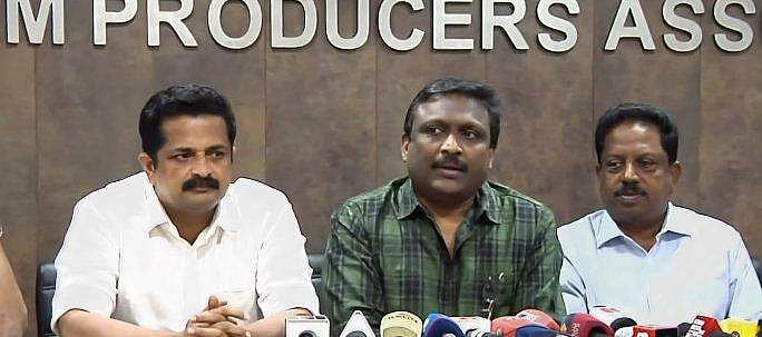ശ്രീനാഥ് ഭാസിക്കു വിലക്ക്; സിനിമയില്‍നിന്ന് ഒഴിവാക്കുമെന്ന് നിര്‍മാതാക്കളുടെ സംഘടന