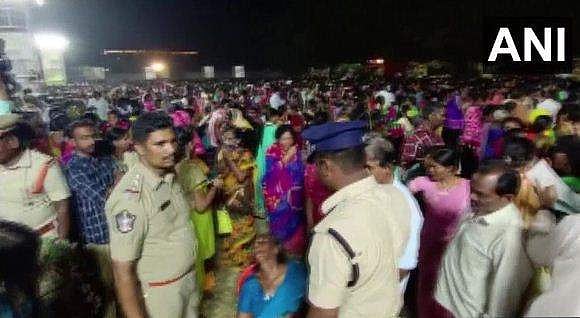 ആന്ധ്രയിൽ ടിഡിപി റാലിക്കിടെ വീണ്ടും ദുരന്തം; തിക്കിലും തിരക്കിലും പെട്ട് മൂന്ന് പേർക്ക് ദാരുണാന്ത്യം; പത്ത് പേരുടെ നില ​ഗുരുതരം