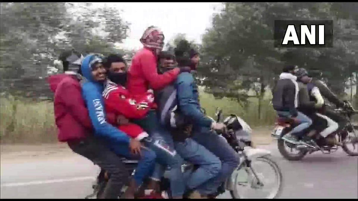 ഒരു ബൈക്കിൽ ആറ് പേർ, നടുറോഡിൽ പ്രകടനം, അവസാനം...