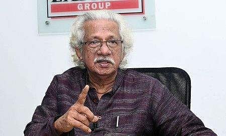 ആഷിഖ് അബുവില്‍ നിന്ന് എന്താണ് പഠിക്കാനുള്ളത്?; പ്രസ്താവന പ്രശസ്തിക്ക് വേണ്ടി : അടൂര്‍ ഗോപാലകൃഷ്ണന്‍ 