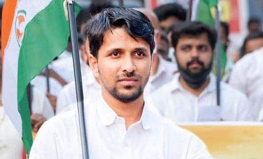 മുഖ്യമന്ത്രിക്ക് നേരെ വിമാനത്തിൽ പ്രതിഷേധം; ഫർസീൻ മജീദ് തിരികെ ജോലിയിൽ