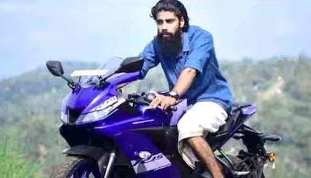 മിനി ലോറി തിരിക്കുന്നതിനിടെ ബൈക്ക് ഇടിച്ചുകയറി; യുവാവ് മരിച്ചു
