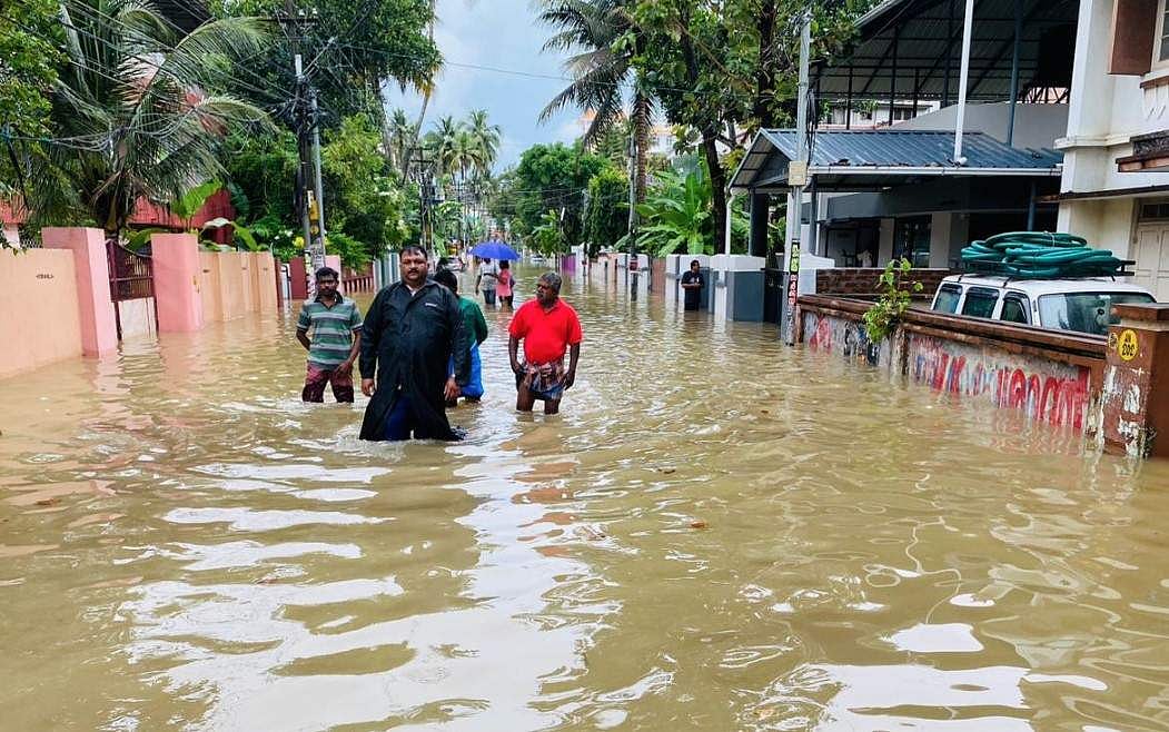 തിരുവനന്തപുരത്ത് മലയോര യാത്രകള്‍ക്ക് നിരോധനം; ക്വാറികള്‍ക്ക് വിലക്ക്, ബീച്ചുകളില്‍ പോകരുത്