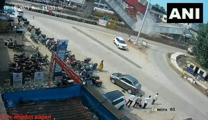നിര്‍മാണത്തിലിരിക്കെ ഹൈവേ മേല്‍പ്പാലം തകര്‍ന്നുവീണു; ഒഴിവായത് വന്‍ ദുരന്തം; വീഡിയോ