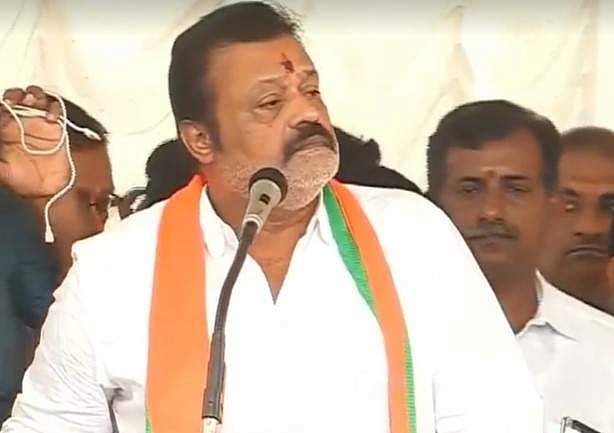'അന്ന് ഇത് ഒത്തുതീര്‍ക്കാന്‍ പിണറായി വിജയനും സംഘവും അരുണ്‍ ജെയ്റ്റ്‌ലിയുടെ മുറിയില്‍ എത്തി'; സുരേഷ് ഗോപിയുടെ പദയാത്രയില്‍ ആയിരങ്ങള്‍