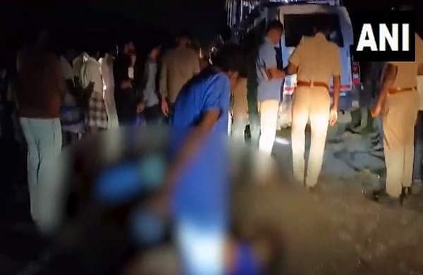 കാര്‍ ബസുമായി കൂട്ടിയിടിച്ചു; തമിഴ്‌നാട്ടില്‍ വാഹനാപകടത്തില്‍ ഏഴു മരണം