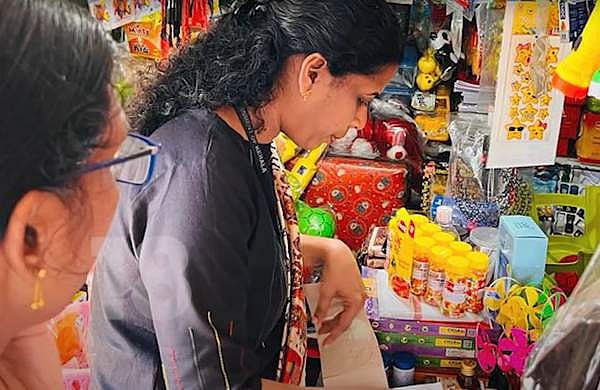 മിഠായികളിലും സിപ് അപുകളിലും കൃത്രിമ നിറം; സ്കൂൾ പരിസരങ്ങളിലെ 81 കടകൾ അടച്ചുപൂട്ടും