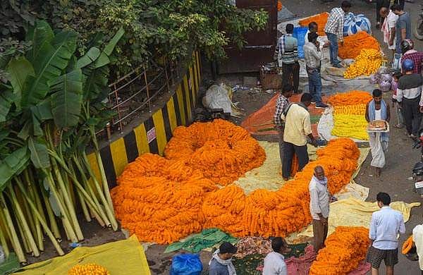 ദീപപ്രഭയിൽ ജ്വലിച്ച് രാജ്യം 