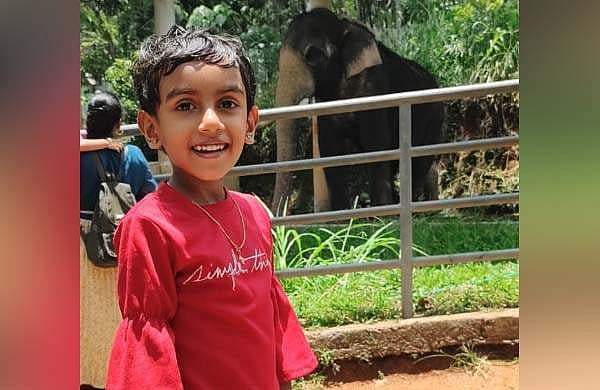 കഴിക്കാന്‍ പൊറോട്ടയും ചിക്കനും, 'പപ്പ ചോദിച്ചാല്‍ ഇങ്ങനെ പറയണം'; അബിഗേലിന്റെ പേടി വിട്ടുമാറിയിട്ടില്ലെന്ന് മുത്തച്ഛന്‍