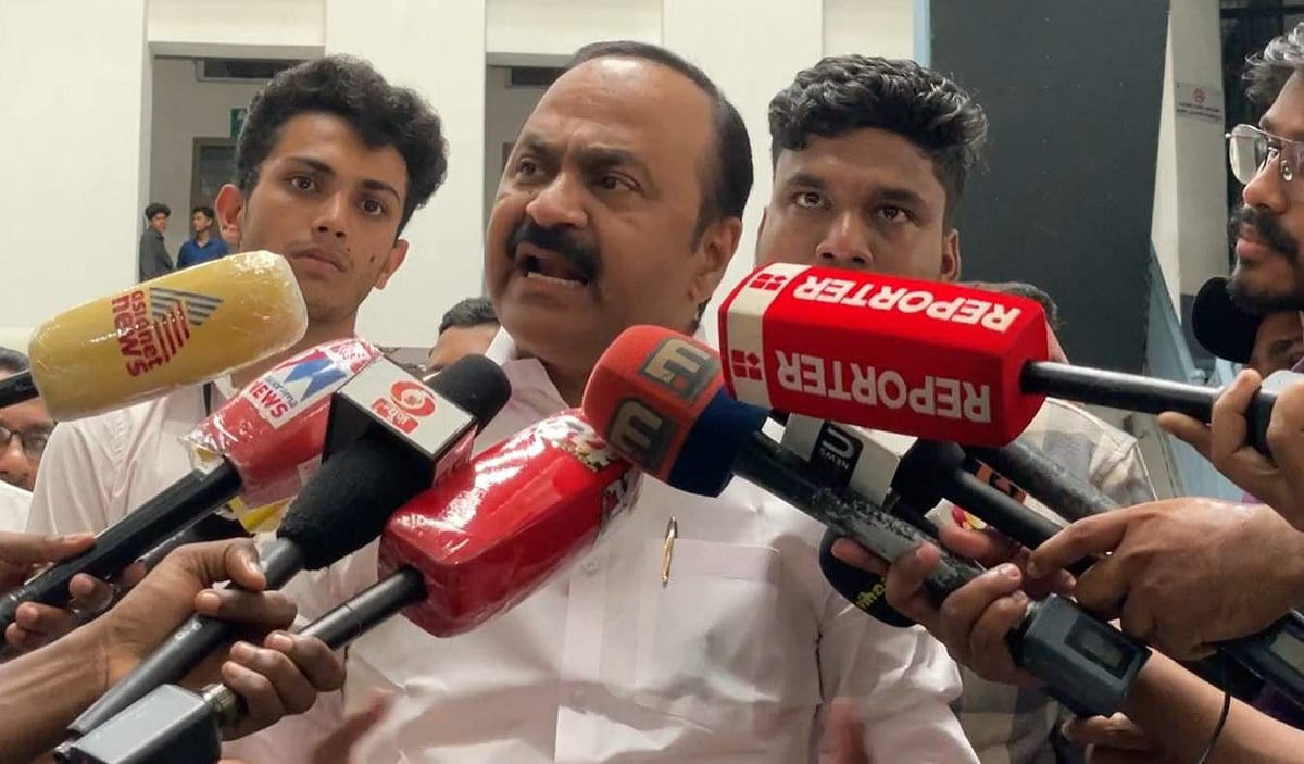 വിധി സര്ക്കാരിന് ശക്തമായ താക്കീത്; ഉന്നത വിദ്യാഭ്യാസമന്ത്രി ഇന്നുതന്നെ രാജിവയ്ക്കണം; വിഡി സതീശന്