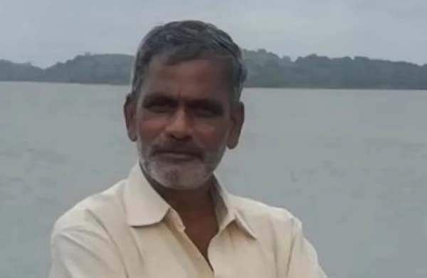 ബൈക്കിന് പിന്നിൽ ടോറസ് ലോറി ഇടിച്ച് അപകടം; പാലക്കാട് സിപിഎം ലോക്കൽ സെക്രട്ടറി മരിച്ചു