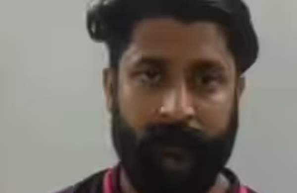 ബൈക്കിൽ ചെയ്സ് ചെയ്തെത്തി ദമ്പതികളെ ഇടിവള കൊണ്ടു ആക്രമിച്ചു; കാറും പണവുമായി കടന്നു; പിടിയിൽ