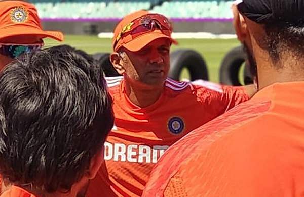 'ദ്രാവിഡിന്റെ തുടർച്ച നിർണായകം, ലോകകപ്പില്‍ ഇന്ത്യക്ക് കരുത്താകും'