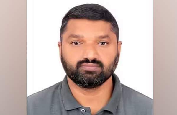 സ്‌കൂള്‍ ബസ് ഓടിക്കുന്നതിനിടെ നെഞ്ച് വേദന; ഡ്രൈവര്‍ ഹൃദയാഘാതം മൂലം മരിച്ചു