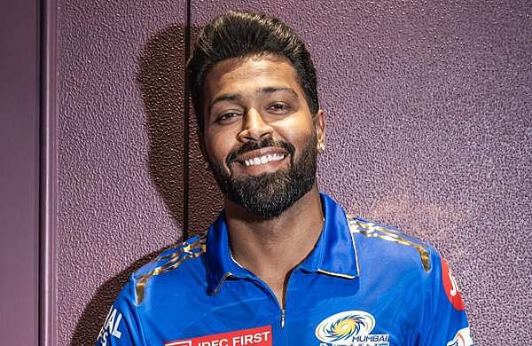 ഹര്‍ദിക് പാണ്ഡ്യ മുംബൈ ഇന്ത്യന്‍സ് ക്യാപ്റ്റന്‍; രോഹിത് യുഗത്തിനു വിരാമം