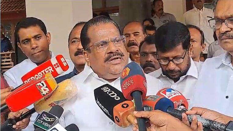 'അടിക്കാന്‍ വരുമ്പോള്‍ കാലുണ്ടോ കൈയുണ്ടോ എന്നൊക്കെ നോക്കാനാവുമോ?' വിഡിയോ