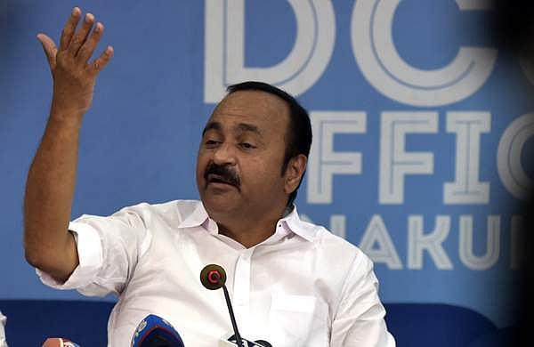 നവകേരള സദസ്സില്‍ ക്രിമിനലുകളുടെ അഴിഞ്ഞാട്ടം; പൊലീസിനെ നിയന്ത്രിക്കുന്നത് മരുമോന്‍ മന്ത്രിയുടെ നേതൃത്വത്തിലുള്ള ഉപജാപക സംഘം: വിഡി സതീശന്‍