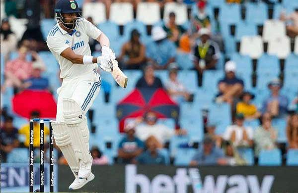 ദക്ഷിണാഫ്രിക്കയ്‌ക്കെതിരെ ആദ്യ ദിനം ഇന്ത്യയ്ക്ക് ബാറ്റിങ് തകര്‍ച്ച; ചെറുത്തുനിന്ന് രാഹുല്‍ 