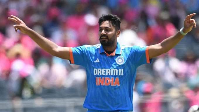 ഷമിക്ക് പകരം ആവേശ്‌ ഖാന്‍; ദക്ഷിണാഫ്രിക്കയ്‌ക്കെതിരായ രണ്ടാം ടെസ്റ്റില്‍ ബൗളിങ് മൂര്‍ച്ച കൂട്ടാന്‍ ഇന്ത്യ